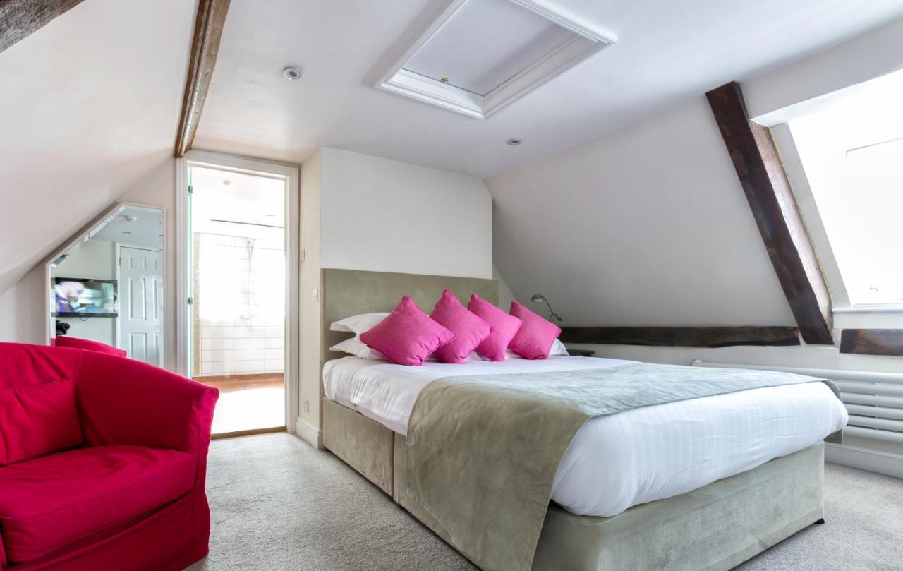 The Bell Inn Hotel Horndon-on-the-Hill Екстер'єр фото