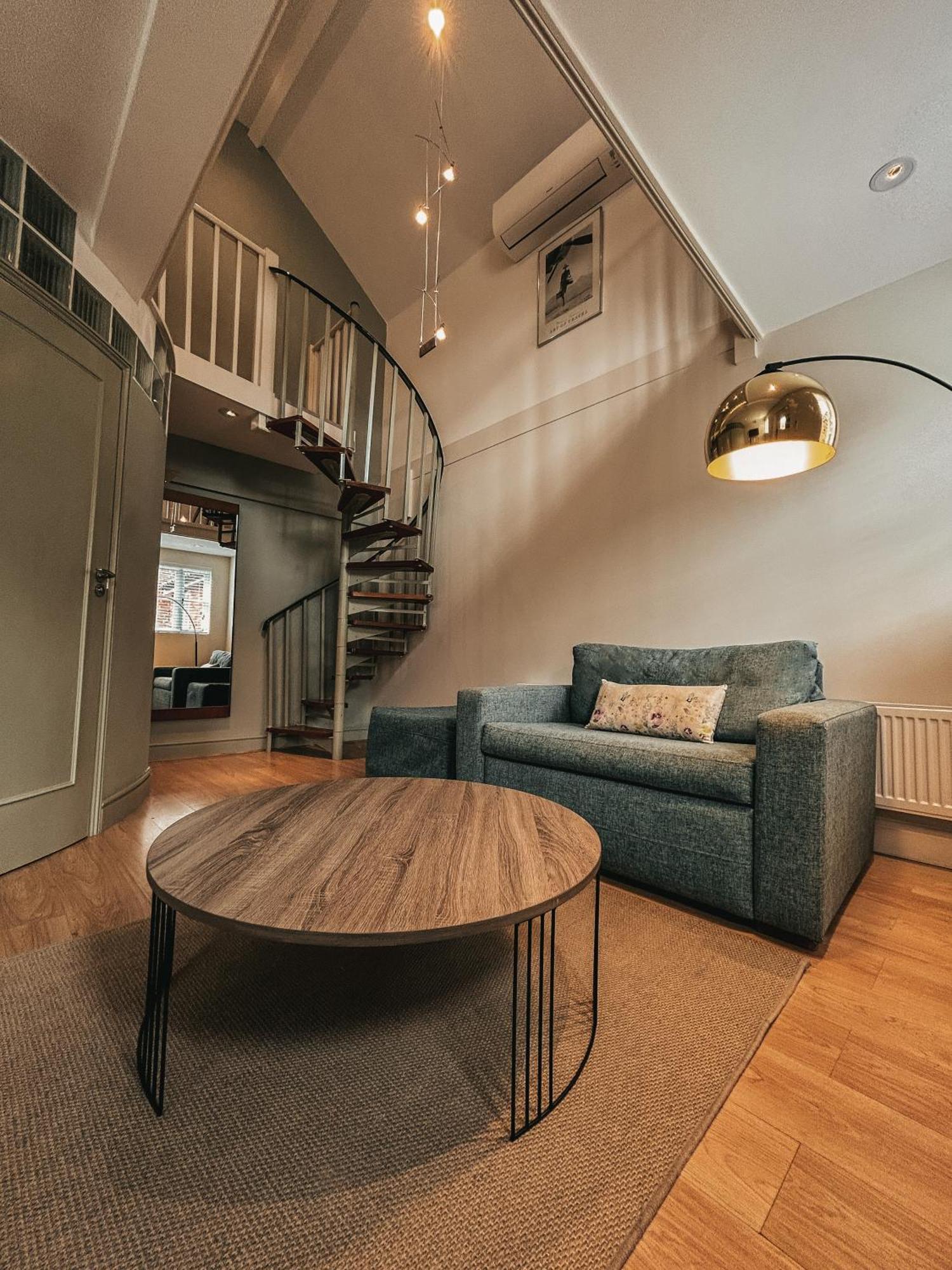 The Bell Inn Hotel Horndon-on-the-Hill Екстер'єр фото
